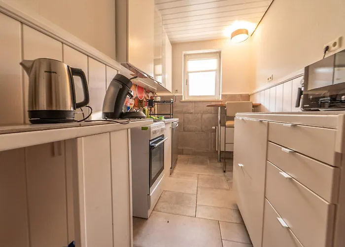 Moderne 2-zimmer-wohnung In Uni-naehe - Ruhig, Gemuetlich & Stadtnah